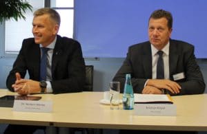 Wollen andere politsche Rahmenbedingungen der Energiewende: Norbert Menke (links) und Kristian Kirpal. Foto: Urbansky Netzentgelte, Ostdeutsches Energieforum, IHK, LVV, SWL