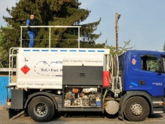 Könnte irgendwann der Vergangenheit angehören: Absturzsicherung und Laufsteg. Foto: Urbansky