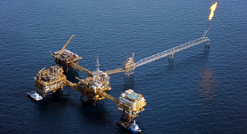 Die Iraner, hier ihre größter Öl-Produtkionskomplex im Persischen Golf, kehren 2016 als weltweiter Lieferant an alle Weltmärkte zurück. Foto: Abdolreza Mohseni / NIOC