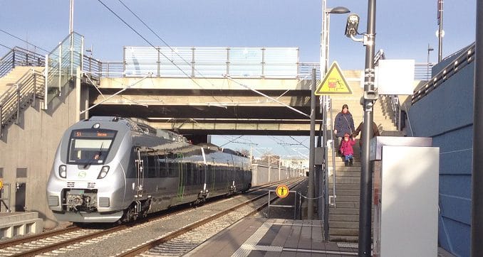 IMG_3998 Schnittstellen für die Vermeidung von Induvidualverkehr: Haltestellen des ÖPNV, hier in Leipzig. Foto: Urbansky
