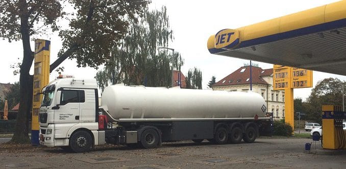 Winter Diesel Tankstelle