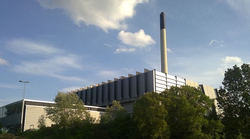 Müllverbrennungsanlage von VF, die auch zur Wärmeauskopplung genutzt wird. Kinamand / Wikimedia / Lizenz unter CC BY-SA 3.0