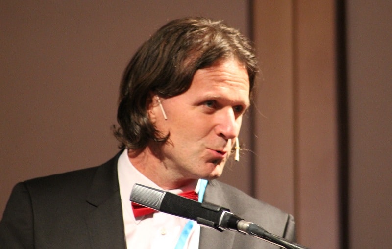 Will Erneuerbare Energien lustvoll verschwenden: Timo Leukefeld. Foto: Urbansky Leukefeld, Energieeffizienz, AGEB