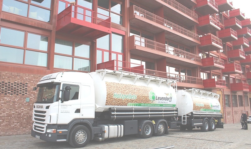 Pelletlieferung Am Lokdepot 6 in Berlin-Schöneberg. Foto: Urbansky Pellets, Holz, Brennholz,. Festbrennstoff, EnEV, KfW, EEWärmeG