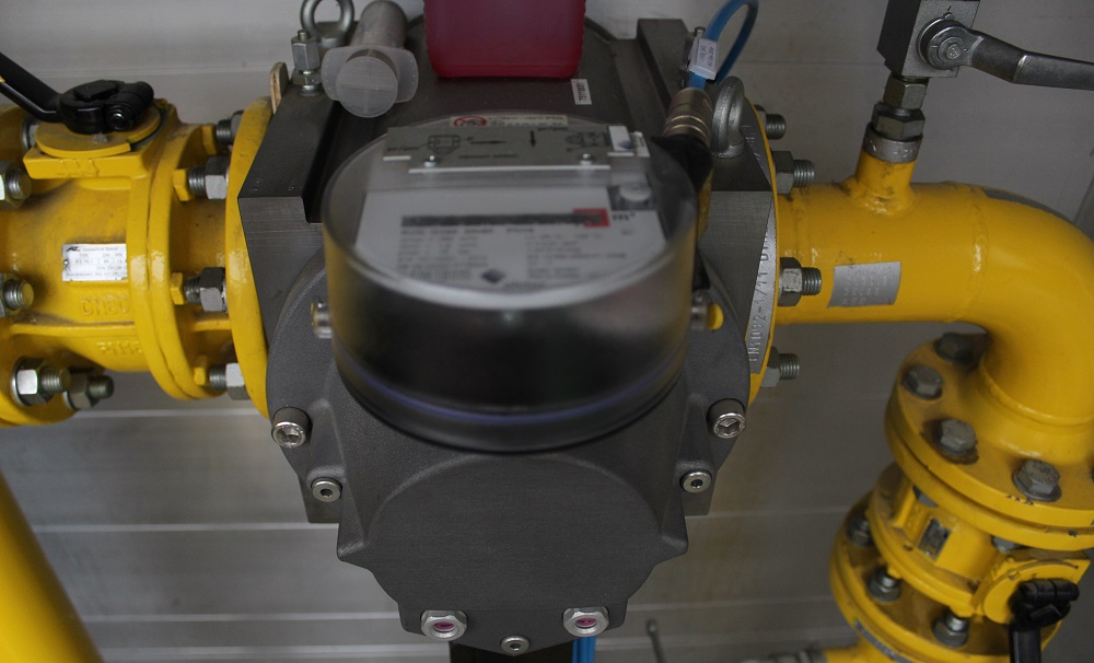 Auch der Gasverbrauch wird in einem smarten Energiemanagement, wie hier bei einem Kunststoffverarbeiter, elektronisch erfasst und ausgewertet. Foto: Urbansky Industrie 4.0, Digitalisierung, Energiemanagement Energiesparen, Unternehmen, Kundenzufriedenheit