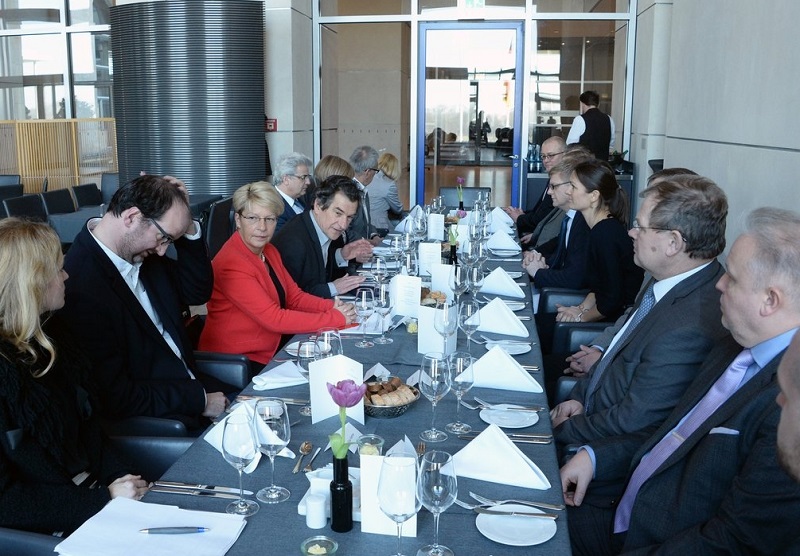 Befrug die KWK-Experten: der Ausschuss des Deutschen Bundestages für Wirtschaft und Energie. Foto: Deutscher Bundestag / Achim Melde