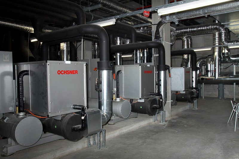 Nutzung von Abwärme, wie hier bei IKEA in Berlin, wird primärenergetisch mit Bestnoten bewsertet. Foto: BWP