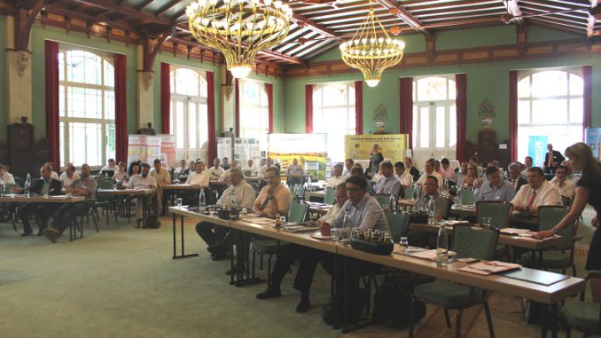 IMG_2235_ret Im historischen Ambiente des Parkhotels Herrenkrug befassten sich Deutschlands Contractoren mit sehr zukünftigen Themen. Foto: Urbansky
