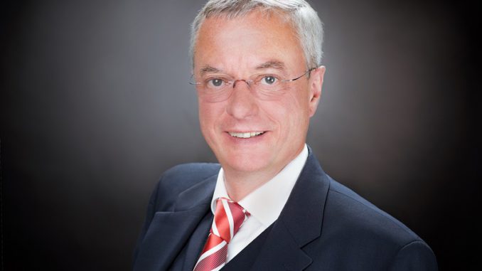 Andreas Lücke Querformat Andreas Lücke, Hauptgeschäftsführer Bundesindustrieverband Haus-, Energie- und Umwelttechnik e. V., BDH