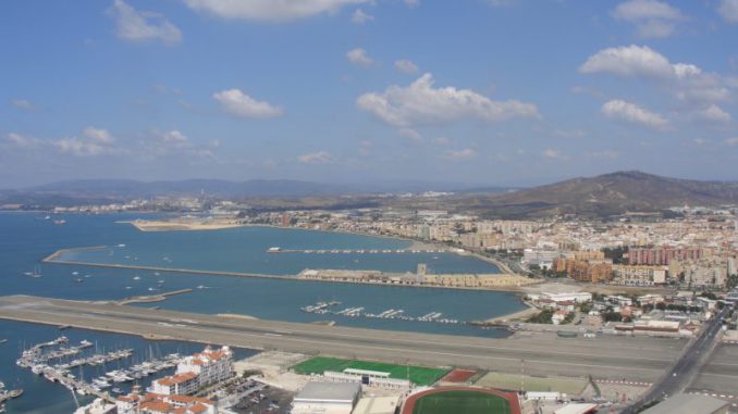 Gibraltar_Airport_Kexbox_WM Gibraltar will nachhaltiger wirtschaften. Foto: Kexbox / Wikimedia