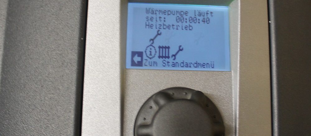 Verbraucher wie Wärmepumpen müssen ebenso wie die Erzeuger des eigenverbrauchten Stromes in eine intelligente Steuerung eingebunden werden. Foto: Urbansky