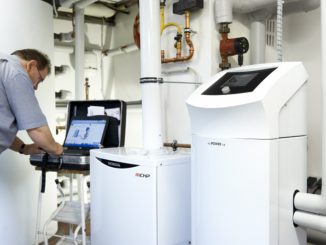 Kleine KWK brauchen nicht mehr Platz als eine herkömmliche Heizung, dafür ist die Investition auch durch die Installationsumgebung mit Pufferspeicher, Abgassystemen und speziellen Anforderungen an die Hydraulik höher. Foto: Vaillant
