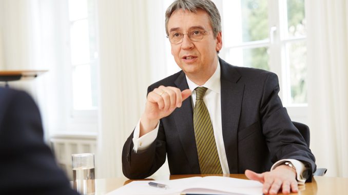 AndreasMundt_2016_im_Gespräch-1 Andreas Mundt. Foto: Bundeskartellamt