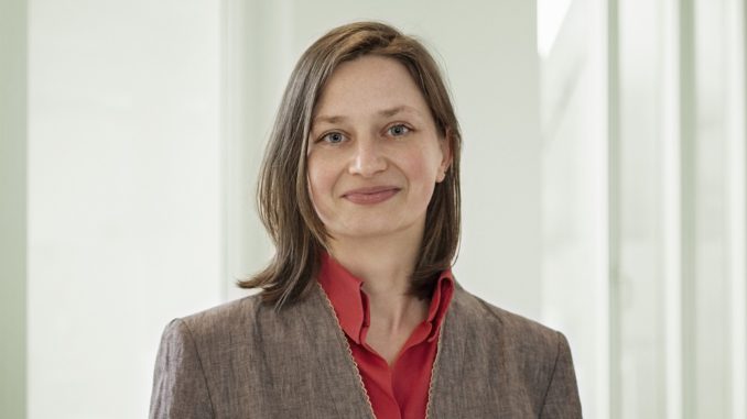 Ines Rutschmann_Portrait Querformat©Finanztip