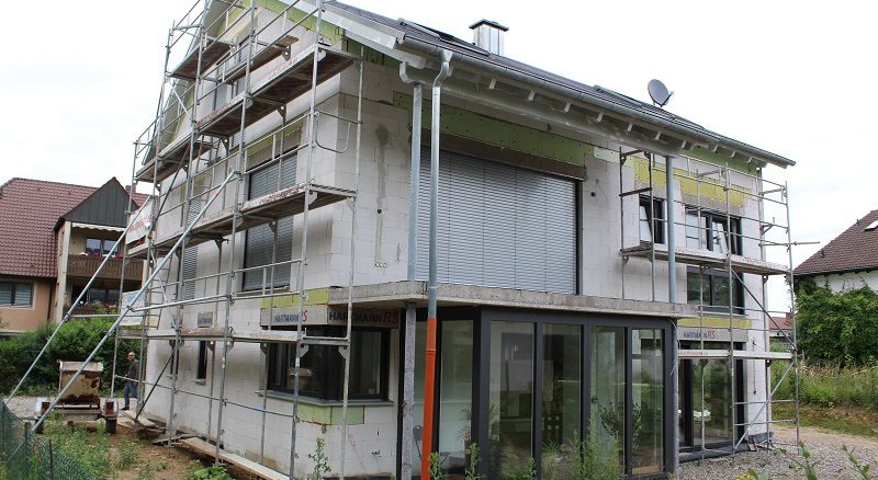 220 Quadratmeter Wohnfläche dieses Hauses werden monovalent mit einer Luft-Wasser-Wärmepumpe beheizt. Foo: Urbansky