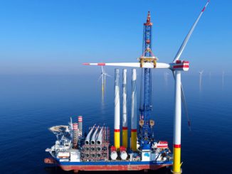 Der Windpark Arkona von Eon und Equinor wurde in Rekordzeit 35 Kilometer vor der Küste der Insel Rügen errichtet. Erzeugt werden damit bis zu 385 Megawatt Strom - genug, um theoretisch 400.000 Haushalte mit Strom zu versorgen. Foto: Eon