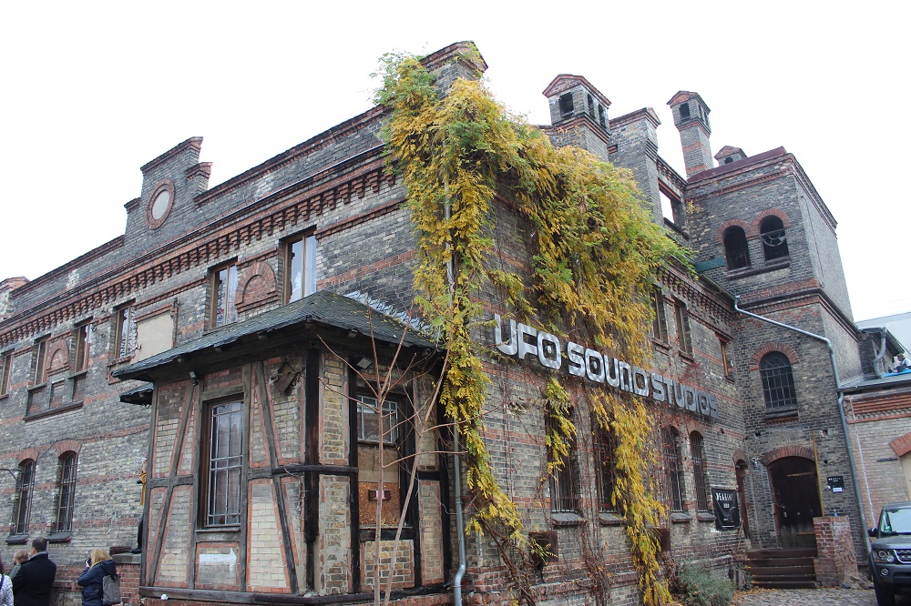 Musik­brauerei heizt mit Holzpresslingen
