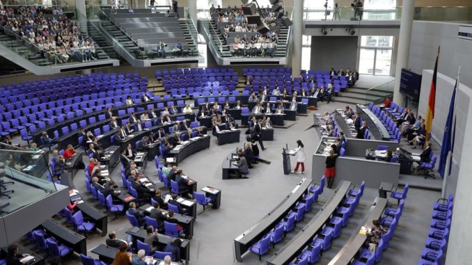 31. Sitzung des Deutschen Bundestages Foto: Thomas Koehler/photothek/Deutscher Bundestag