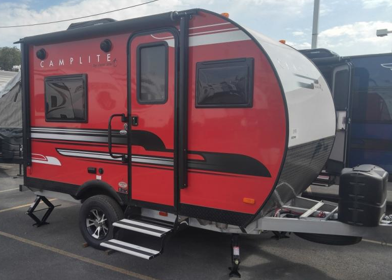 kann ac dmart sein: Caravan oder Wohnmobil. Foto: Utahredrock - Eigenes Werk, CC BY-SA 4.0