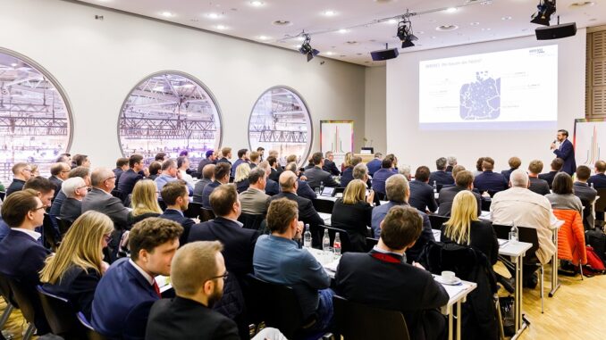 _75A3386 Die Fachkongresse und -Workshops zur E-world zielen immer mehr auch auf die Immobilienwirtschaft ab. Foto: Udo Geisler / Messe Essen