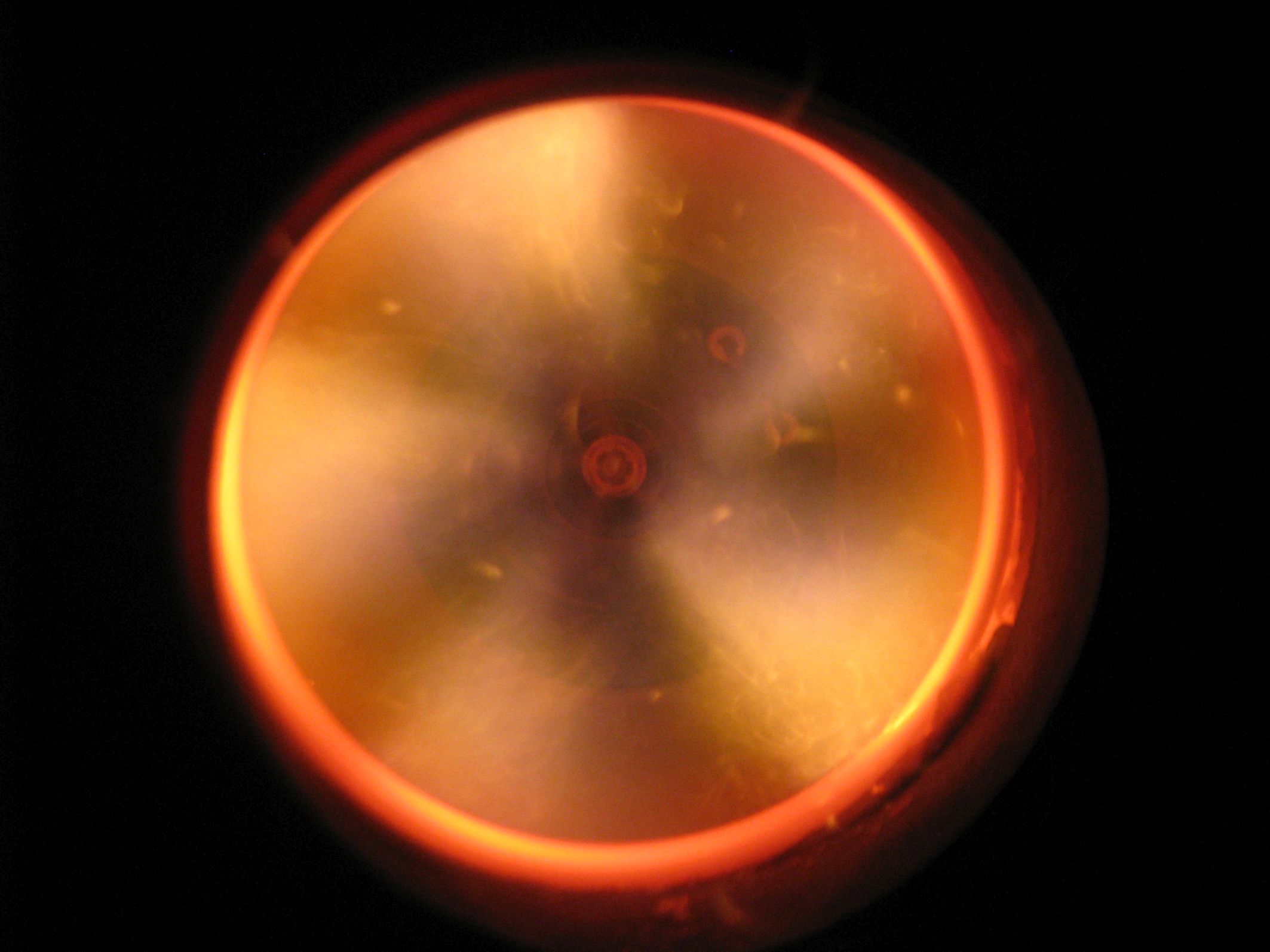 Neuer Brenn­stoff: Pyro­lyseöl für Raumwärme