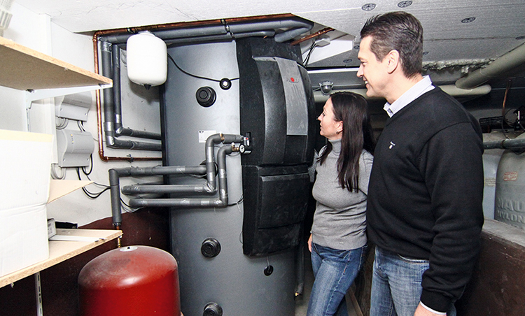 Frisch­was­ser­sta­tionen und Ölheizung für mehr Effizienz