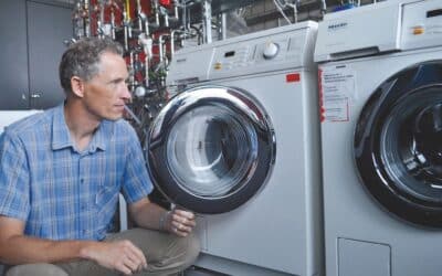 Wäsche­wa­schen setzt Oligomere frei – mit unklaren Folgen für Mensch und&nbsp;Natur