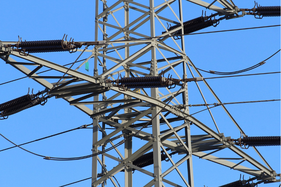 Kabel­trassen: Wie sie für Ordnung und Sicherheit sorgen